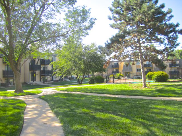 Arbor Square Apartments