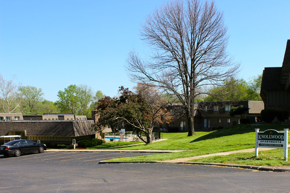Knollwood Apartments