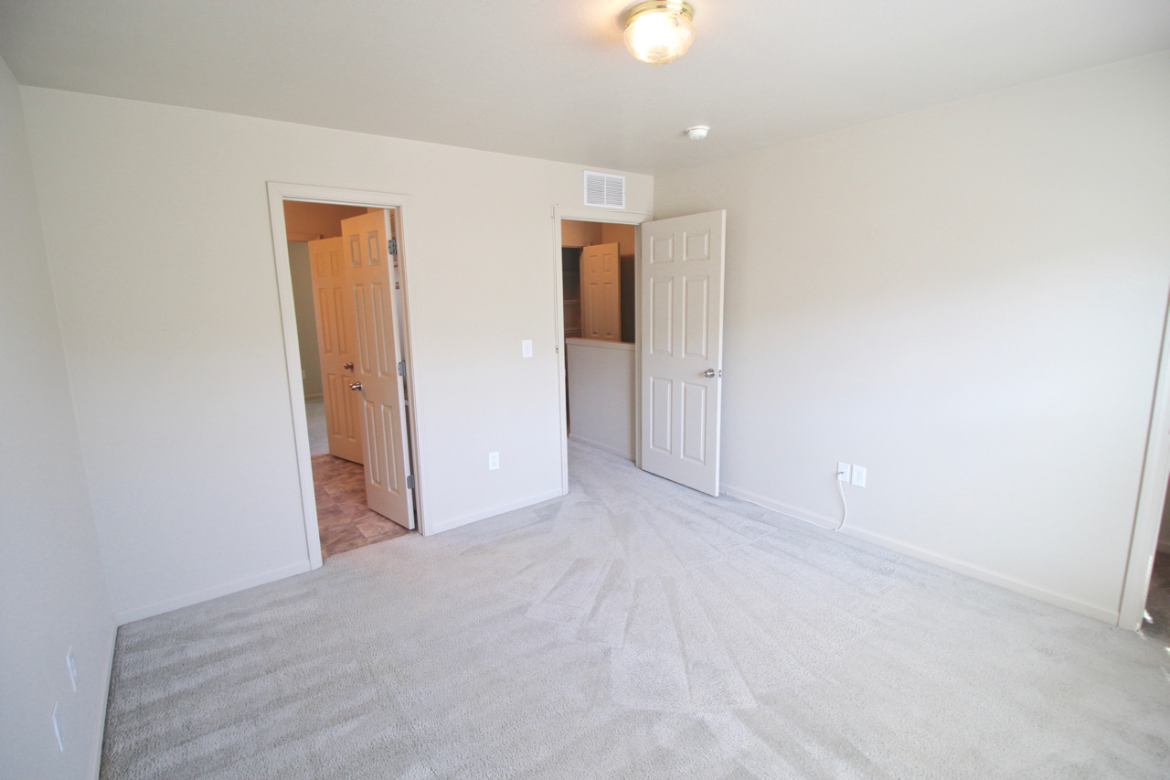 Willow Glen Apartments and Townhomes