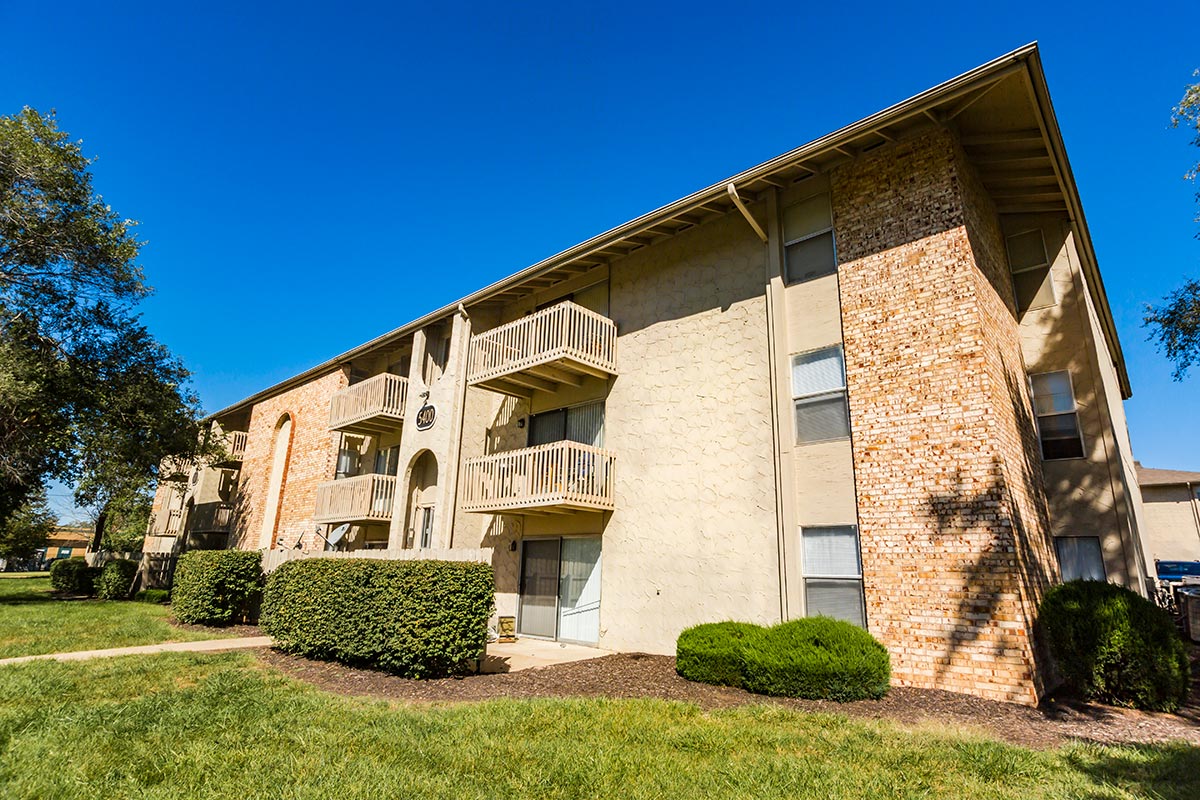 shadow creek apartments