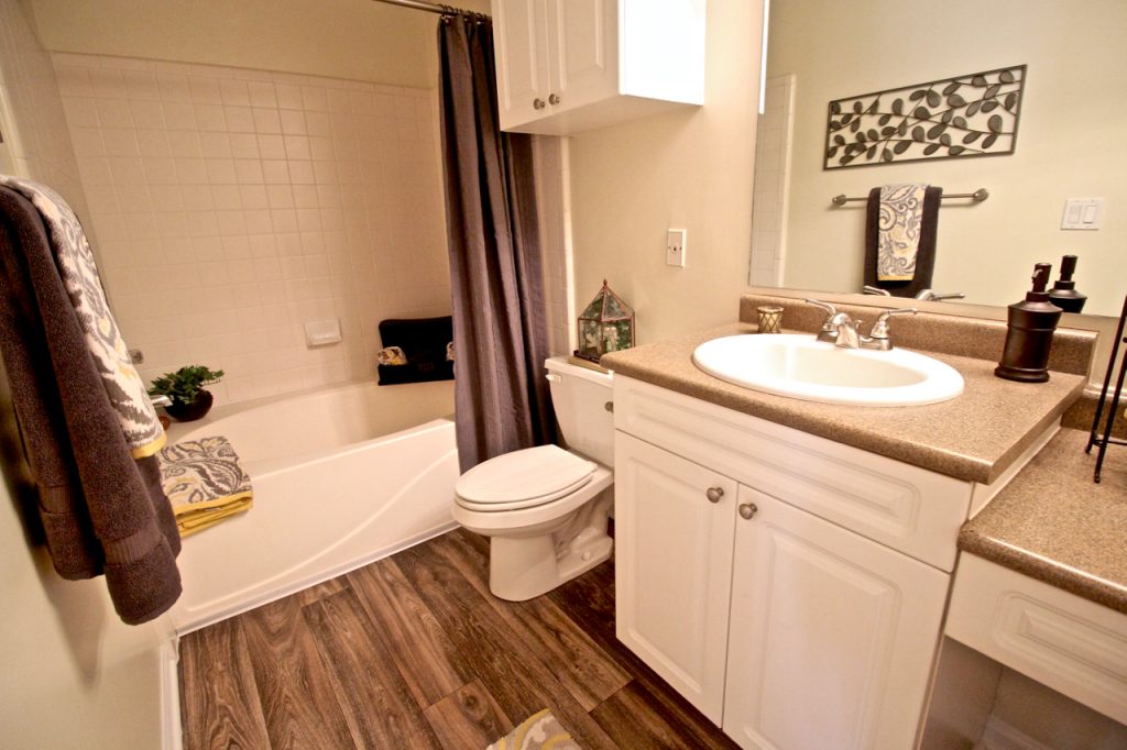 bathtub in apartment