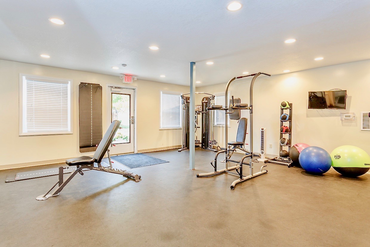 Woodcrest Apartments