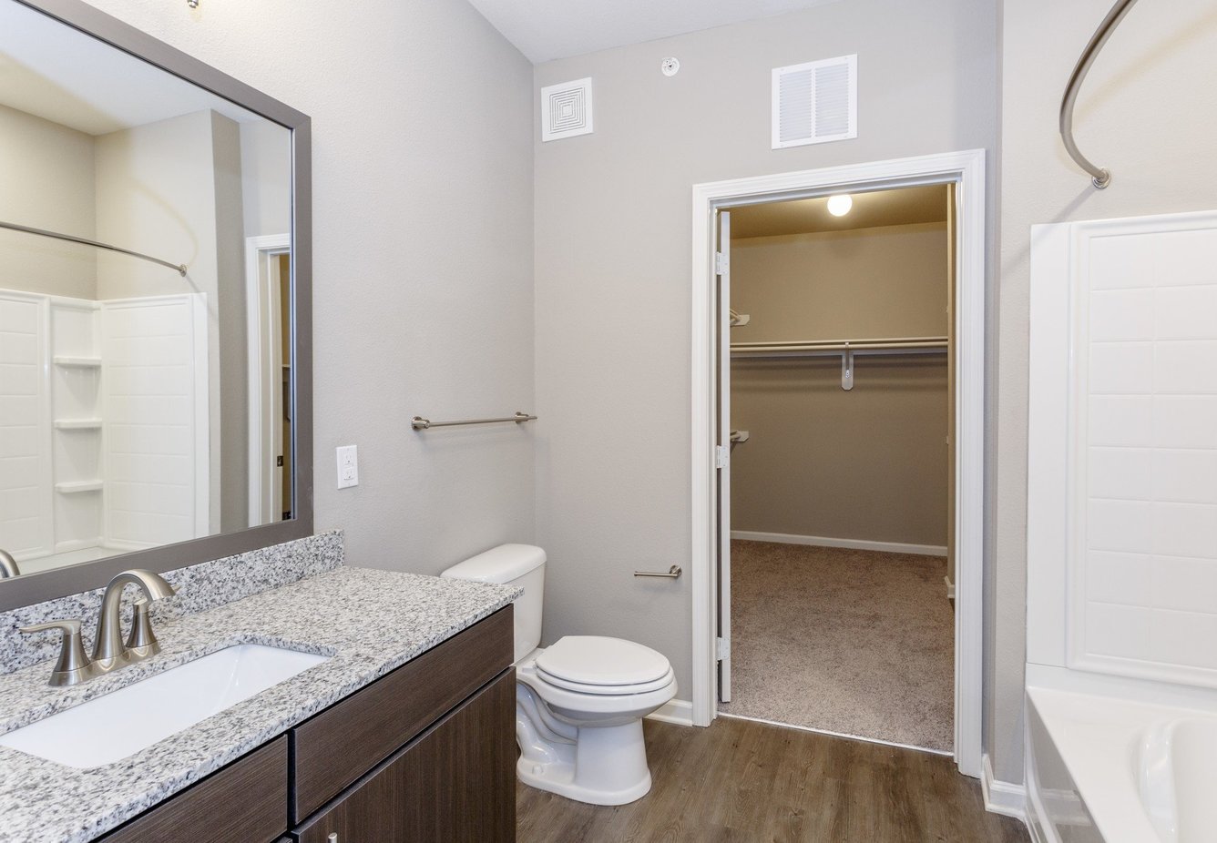 The Landing at Tiffany Springs Apartments